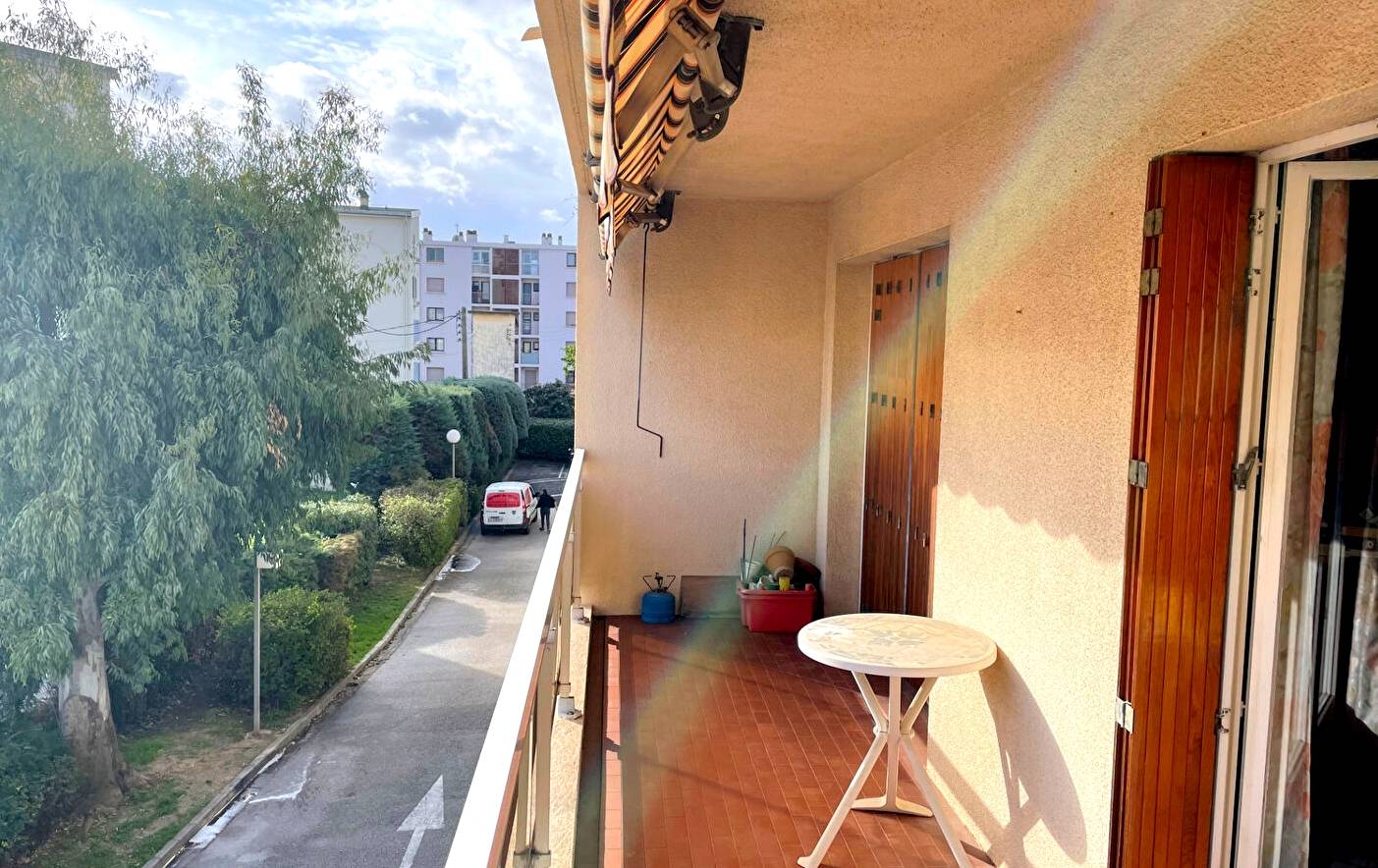 Appartement T4 avec terrasse à vendre à proximité du Port de La Seyne
