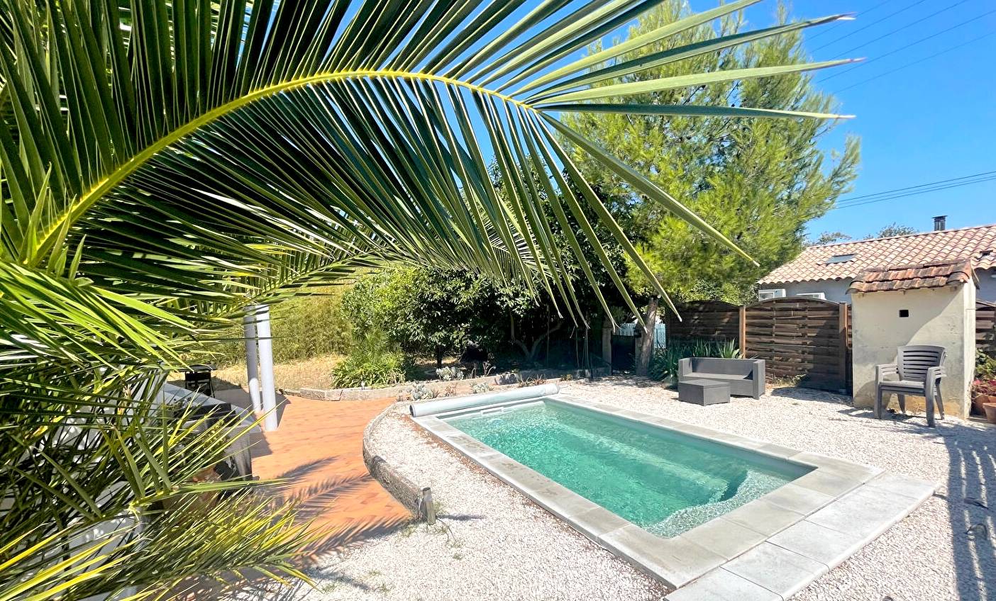 Petite maison de vacances avec piscine à vendre sur la Côte d'Azur