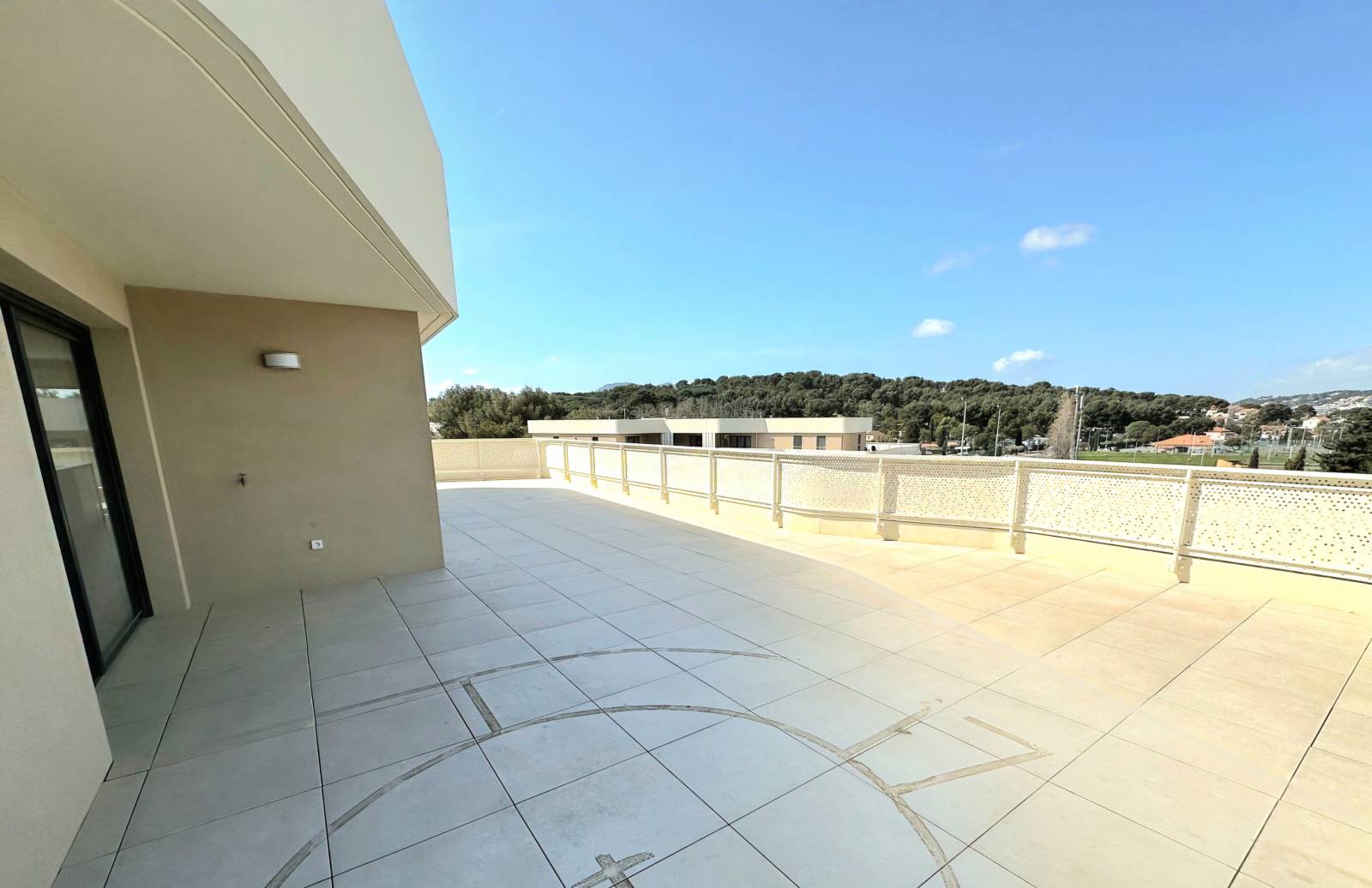 Appartement toit-terrasse à vendre dans la résidence de standing 