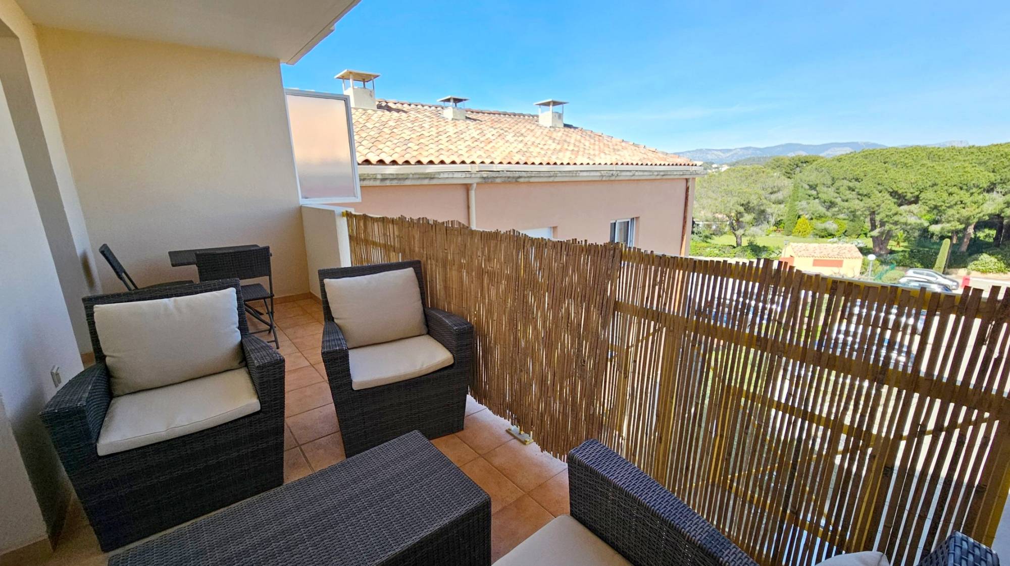 Appartement avec garage et parking à vendre au Domaine Saint-Georges, résidence Le Poséidon