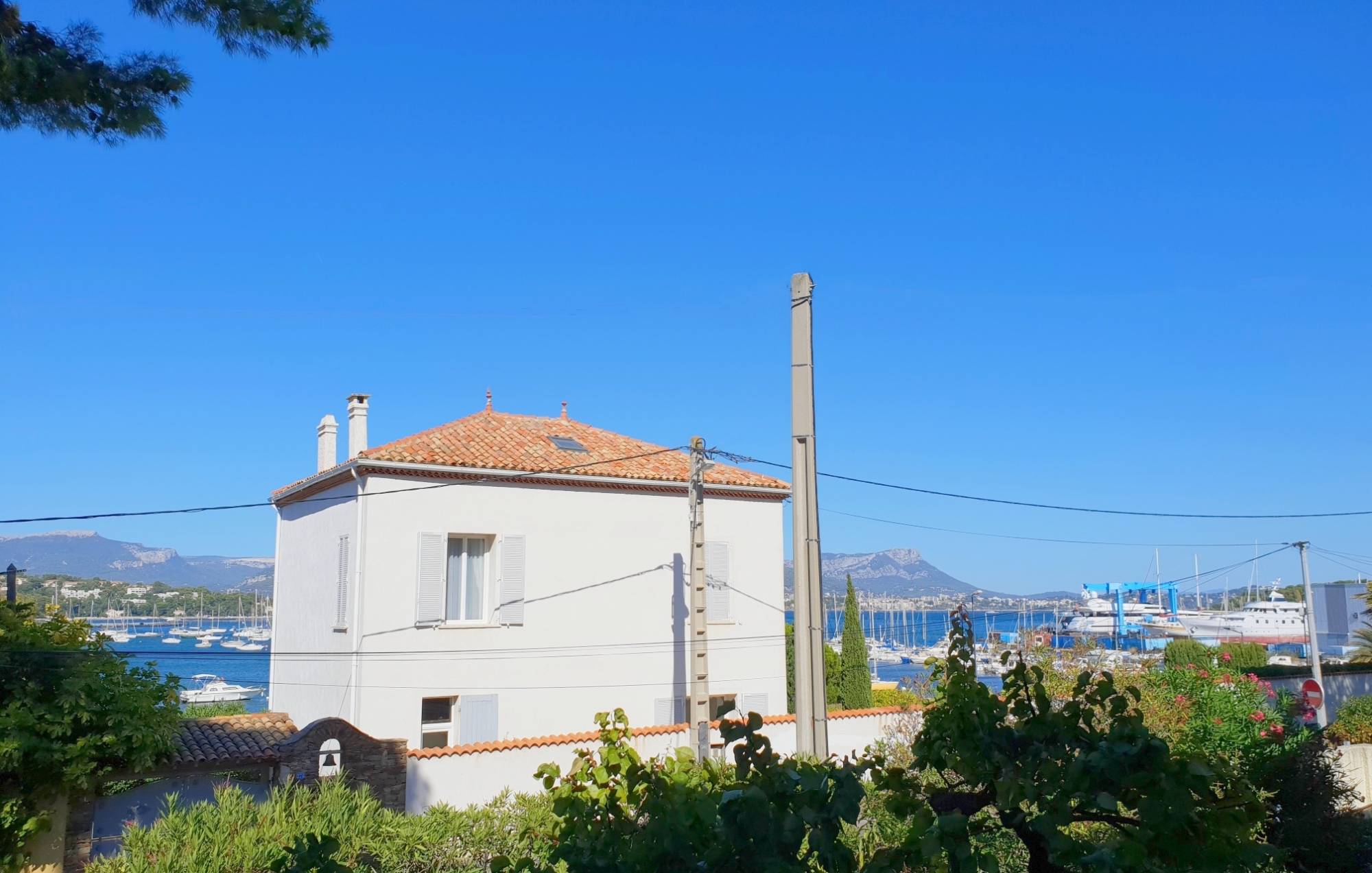 Vue mer de la Rade de Toulon