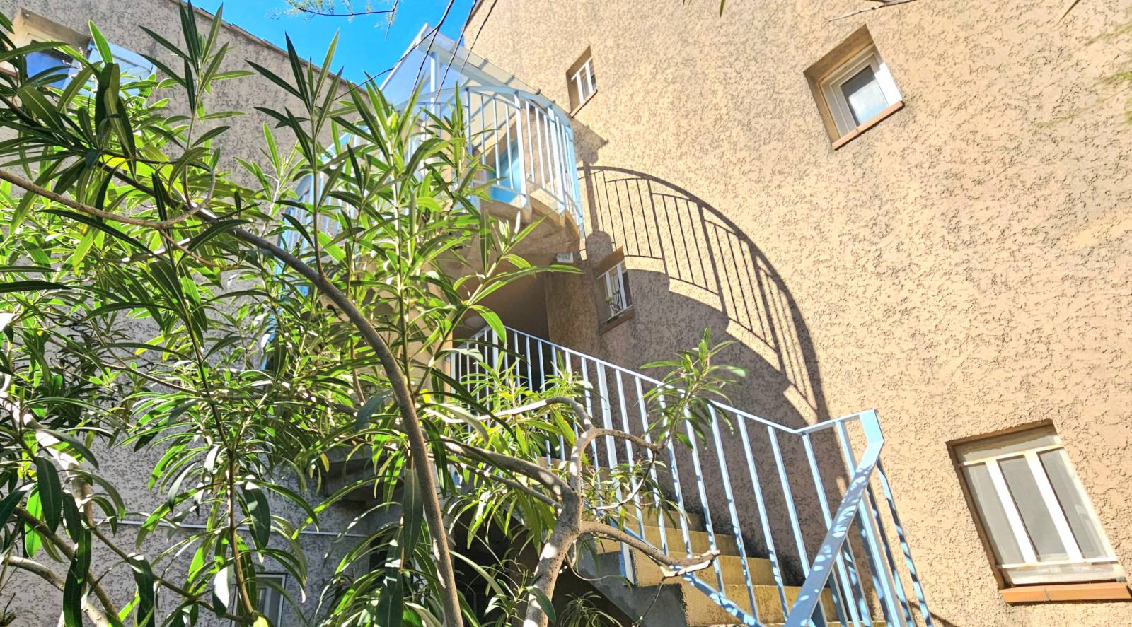 Appartement avec stationnement privatif à vendre Avenue de la Grande Maison à La Seyne-sur-Mer