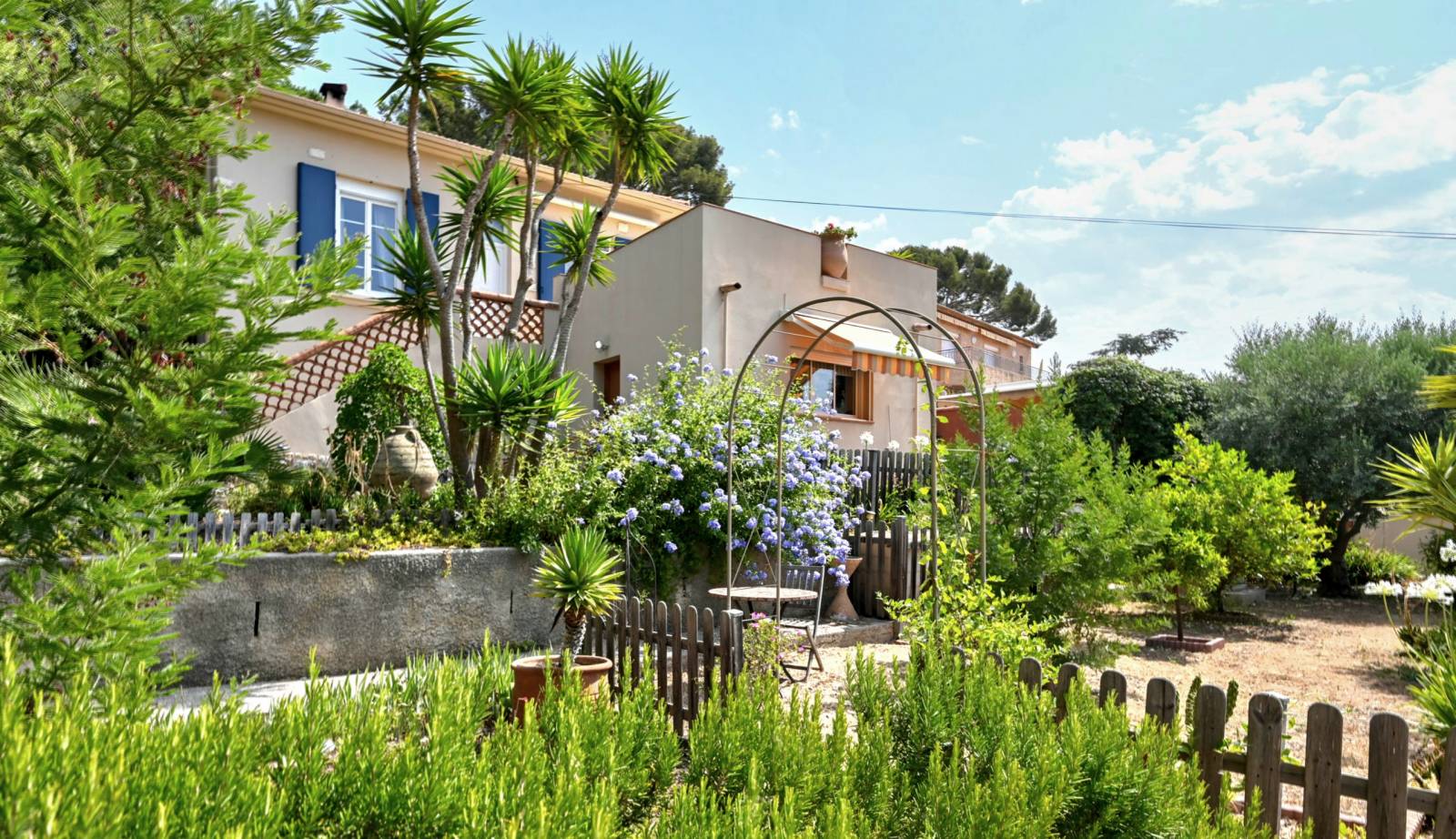 Maison provençale avec piscine à vendre Chemin d'Artaud au Vallon des Signes, à La Seyne-sur-Mer