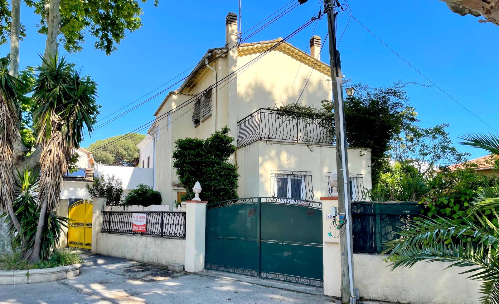Maison 3 pièces à vendre en première ligne face à la rade de Toulon, sur la commune de La Seyne-sur-Mer