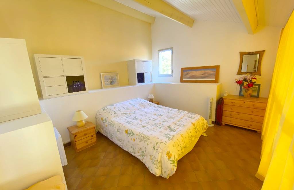 Appartement en dernier étage à vendre à Saint-Mandrier