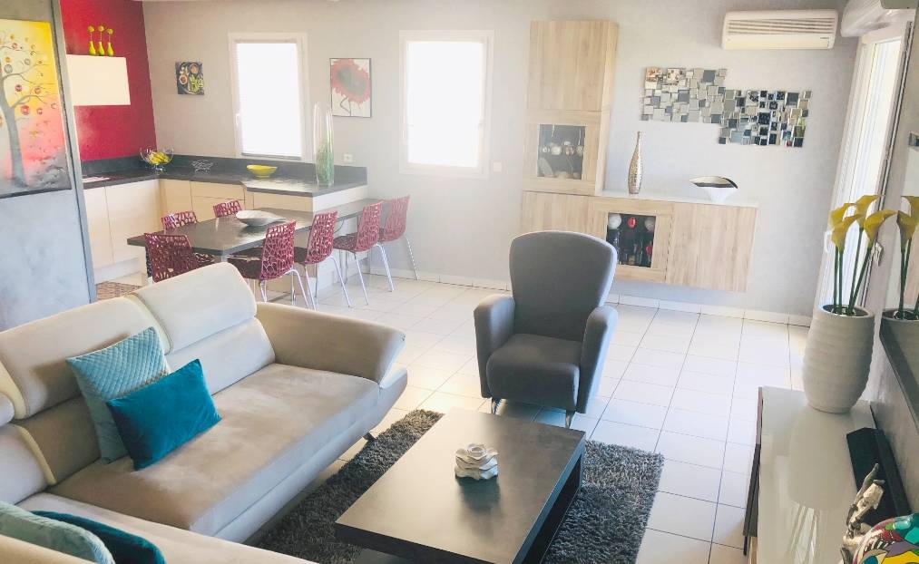 Appartement T3 avec terrasse et garage à vendre à La Seyne