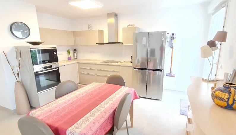 Appartement avec garage en sous-sol à vendre à Porte Marine