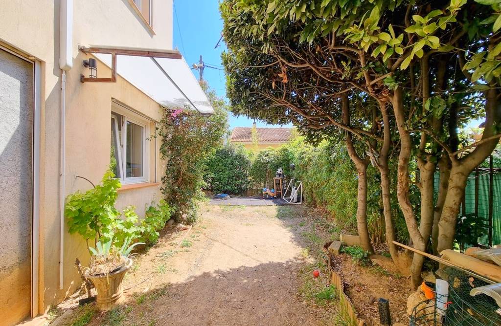 Maison avec jardin à vendre à proximité de Mar Vivo