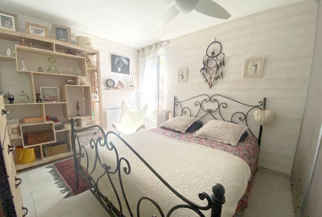 Appartement d'une chambre à vendre Avenue Marc Baron à Saint-Mandrier