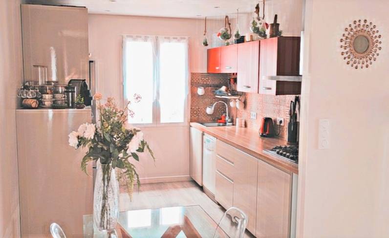 Maison à 350 000 euros à vendre par l'agence immobilière Orpi Papazian