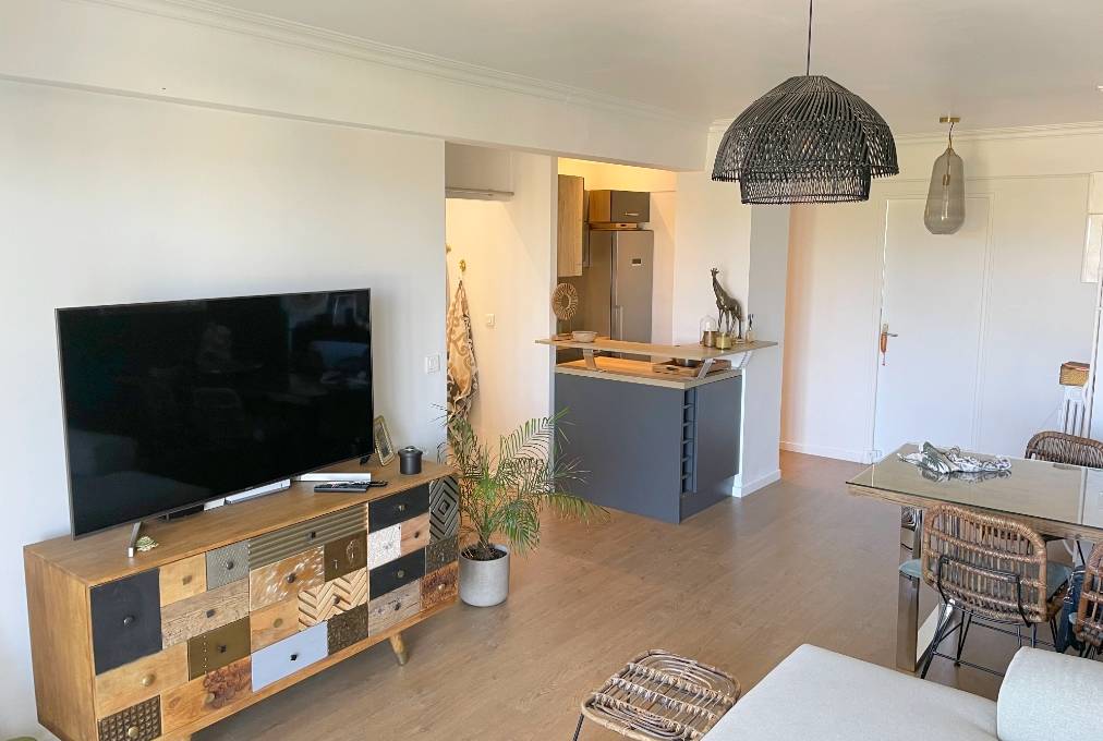 Appartement avec aperçu mer à vendre par notre agence immobilière Orpi Papazian