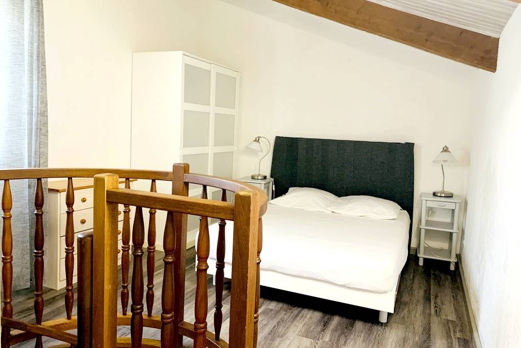 Appartement trois pièces de deux chambres à vendre Avenue des Romarins à Saint-Mandrier