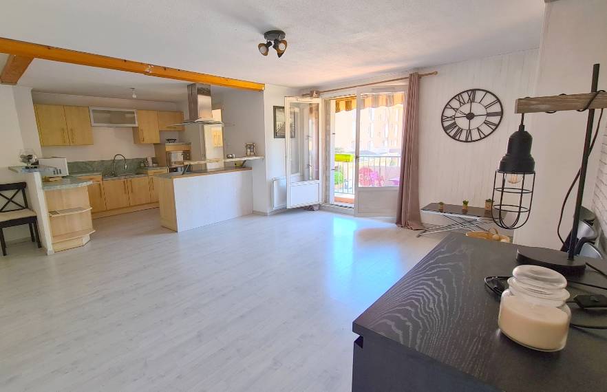Appartement T4 rénové à vendre aux Sablettes