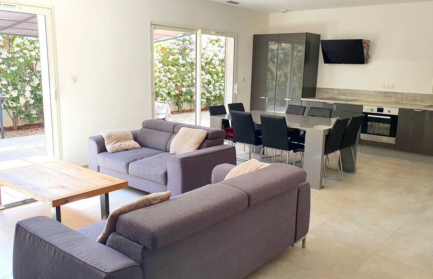 Cette maison est à vendre par les agences Papazian
