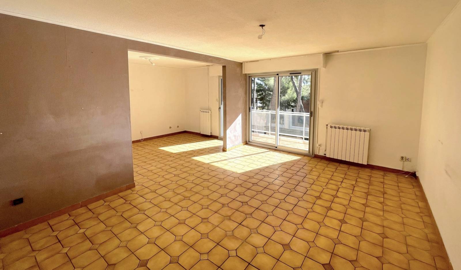 Appartement quatre chambres avec terrasse à vendre à La Seyne-sur-Mer, résidence 