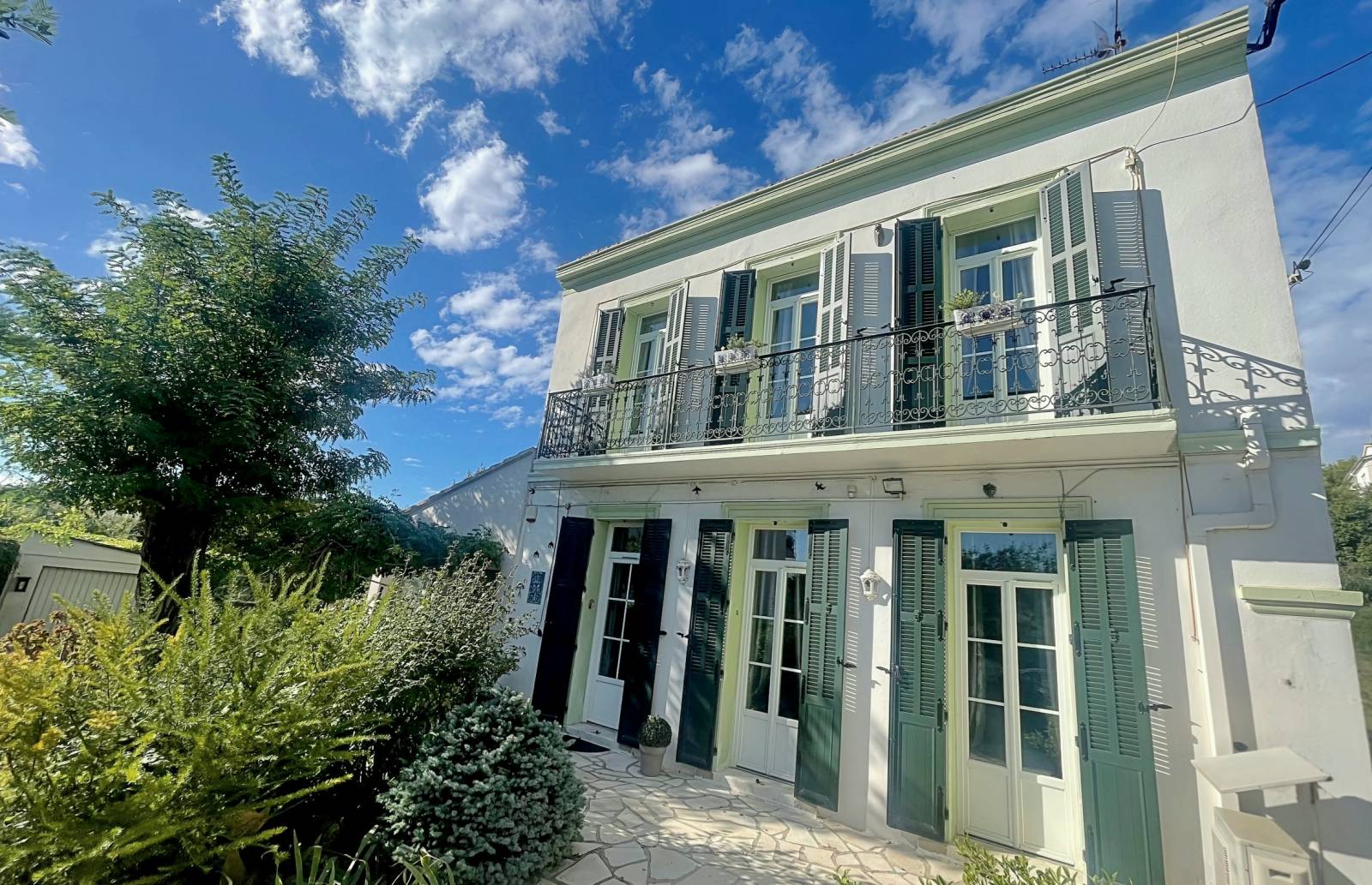 Maison 7 pièces 110 m² · à La Seyne-sur-Mer · 110 m² · 470 000 €