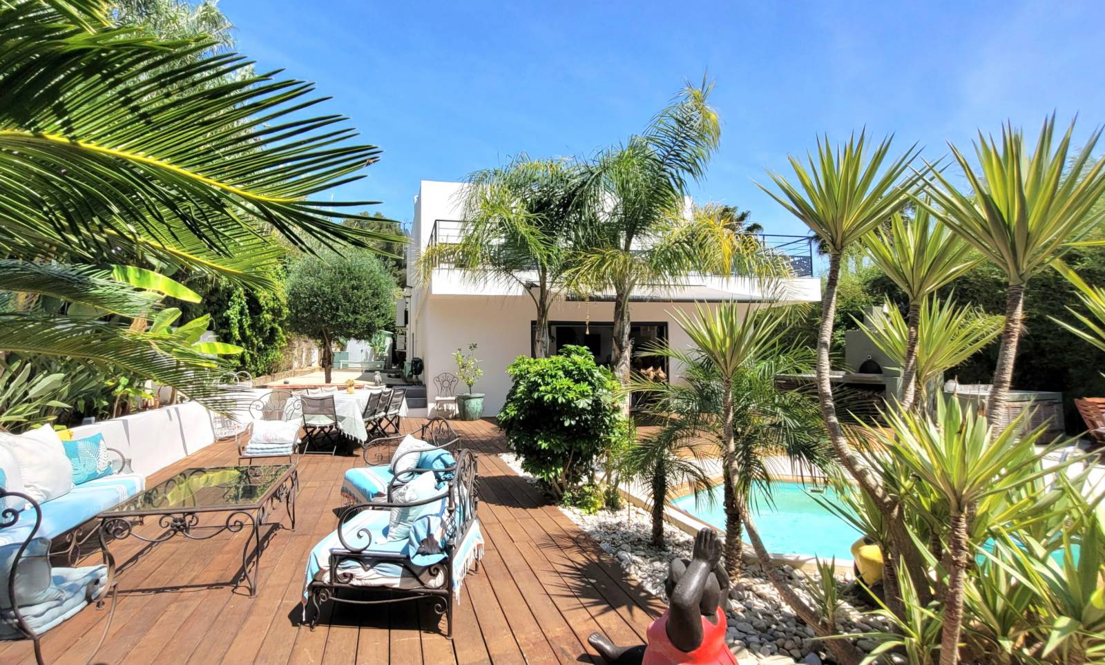 Propriété à toit plat à vendre par notre agence immobilière à La Seyne-sur-Mer