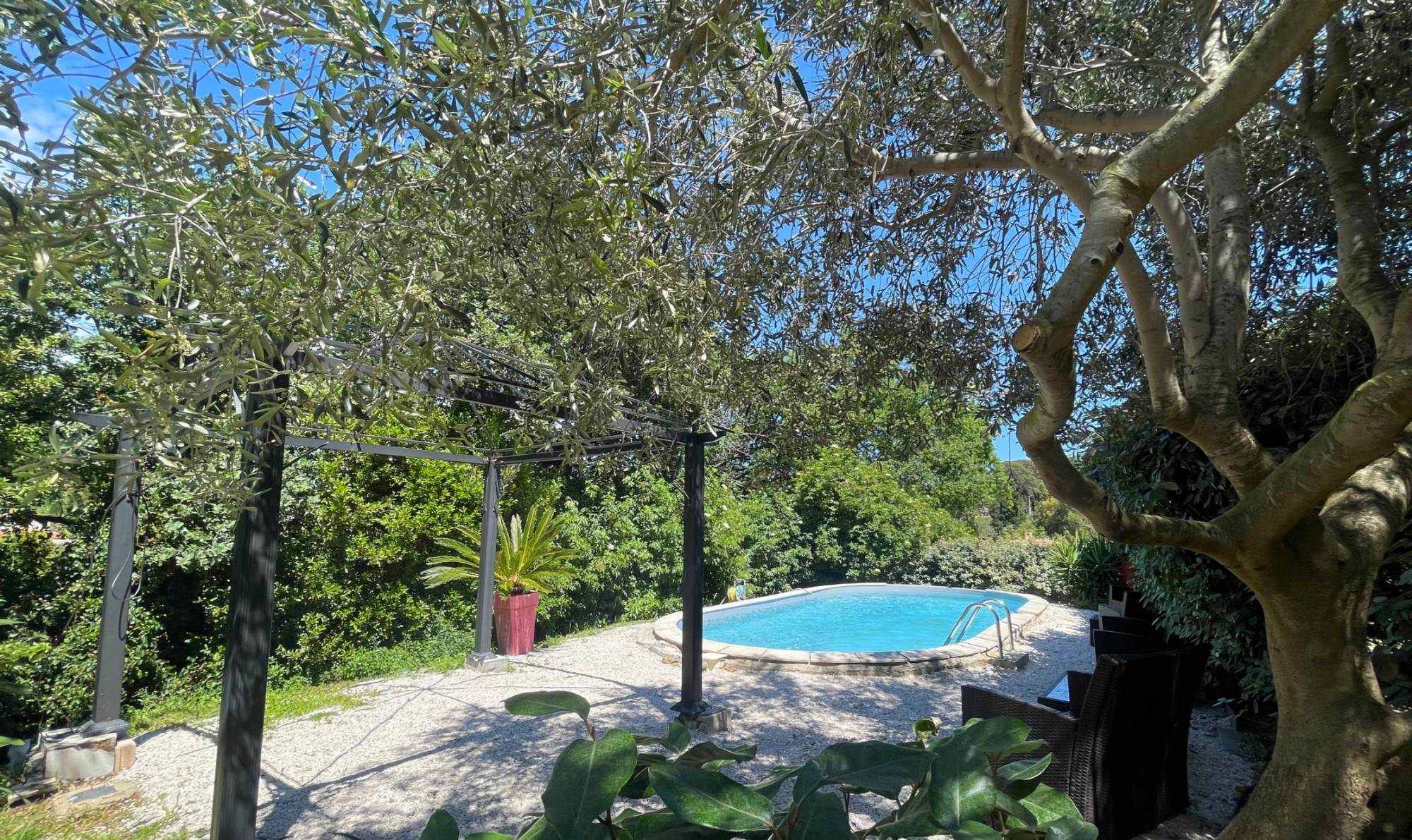 Villa individuelle avec piscine en vente dans le quartier seynois de Brémond