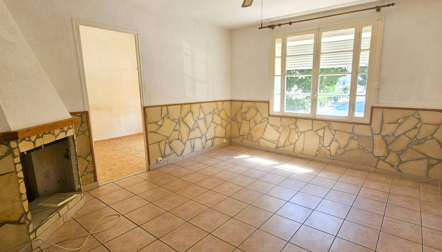 Appartement F3 avec dépendance à vendre Boulevard Stalingrad à La Seyne-sur-Mer