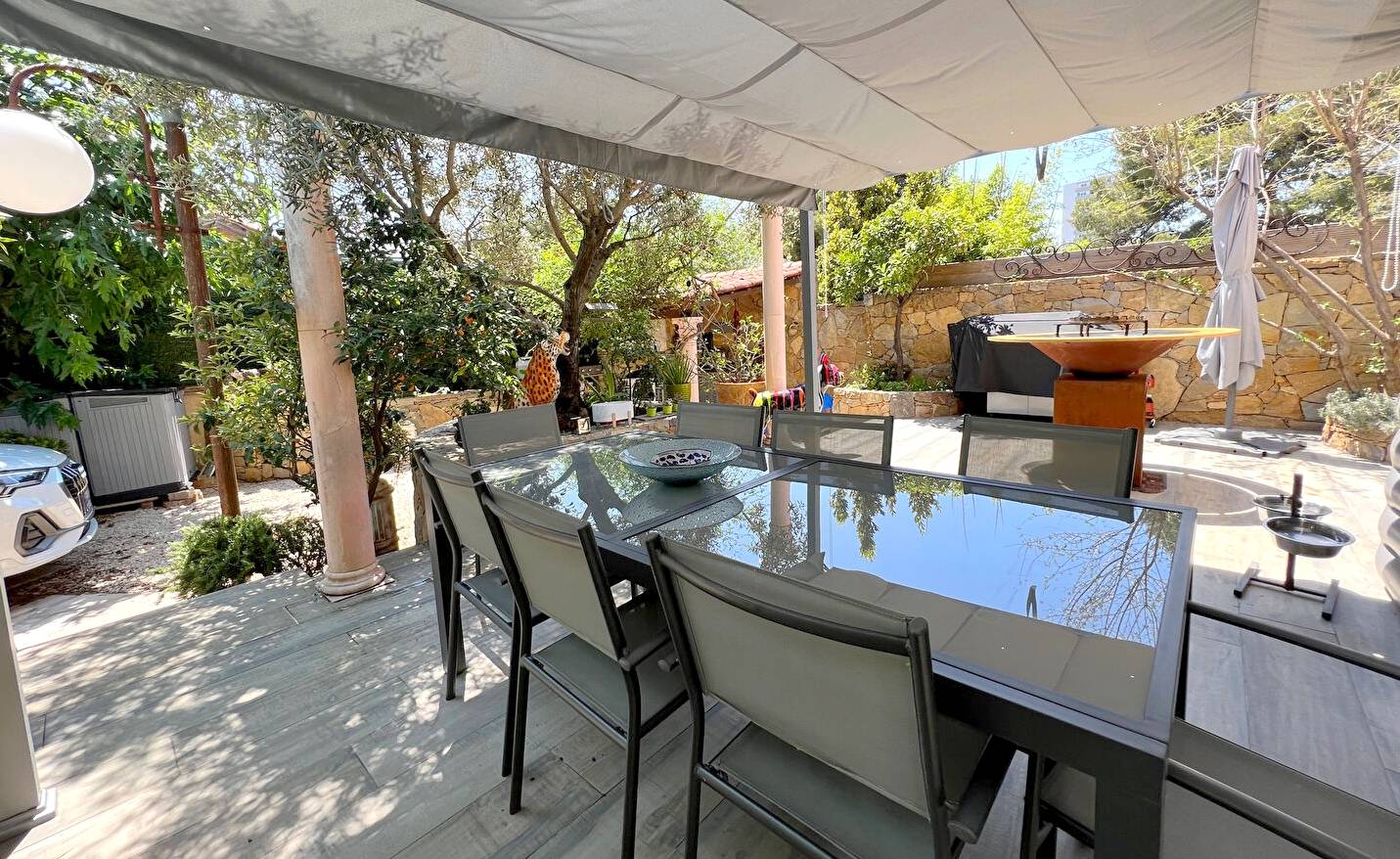 Maison avec solarium et jardin à vendre au nord du centre-ville de La Seyne