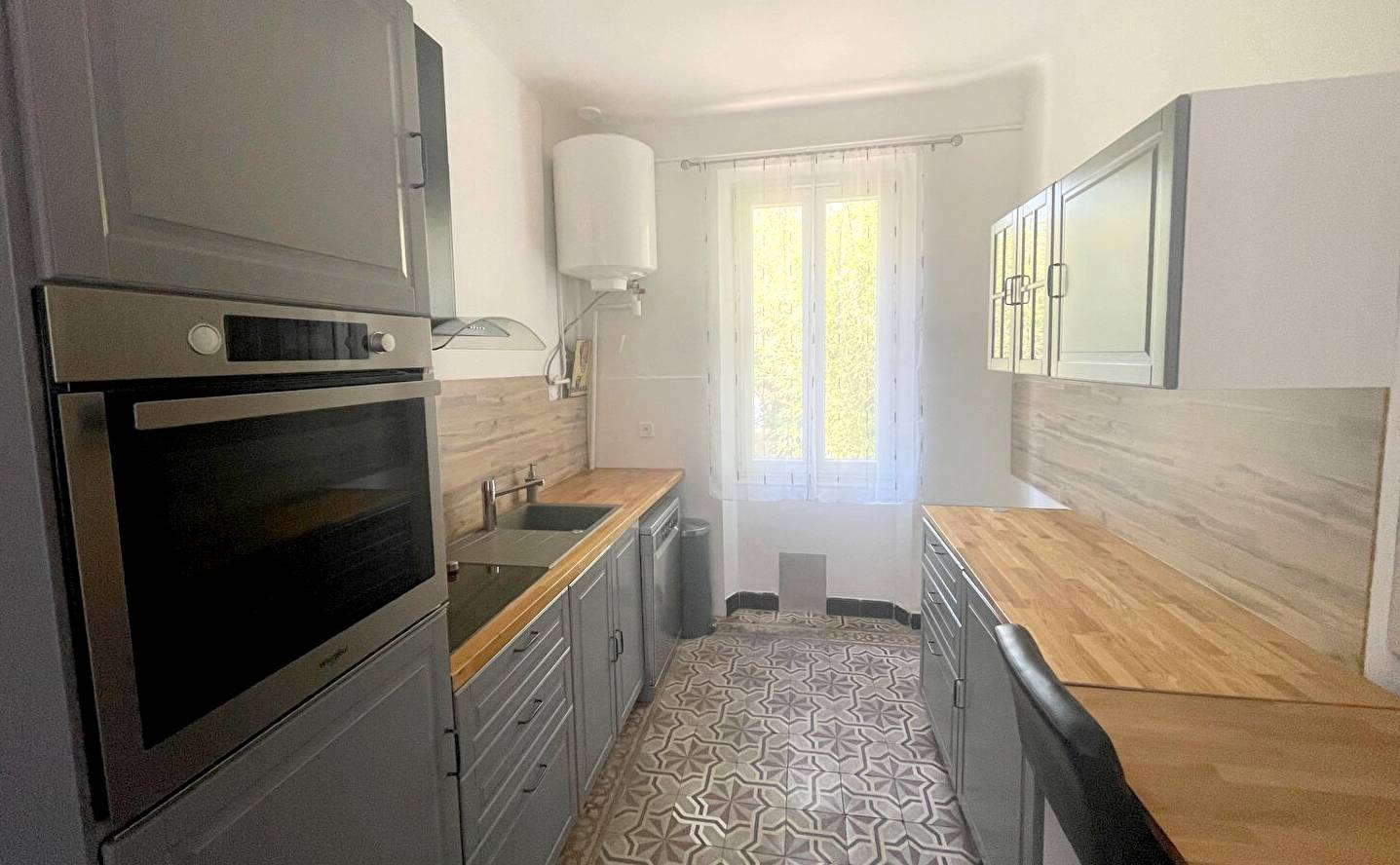 Ce bien vous a été présenté par l'agence immobilière Papazian