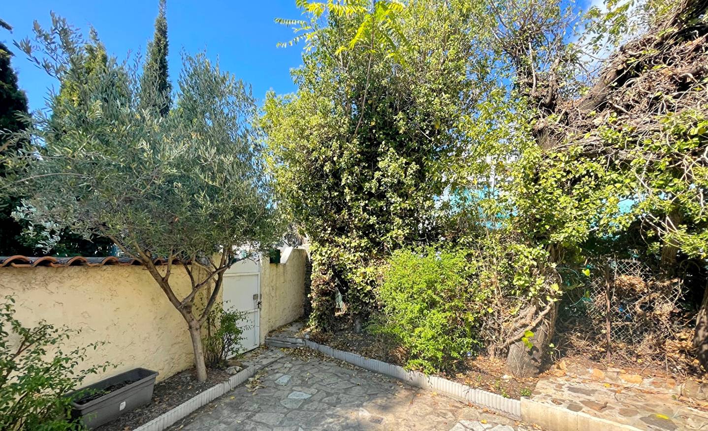 Maison en copropriété à vendre à proximité de la Chapelle Notre Dame de la Mer