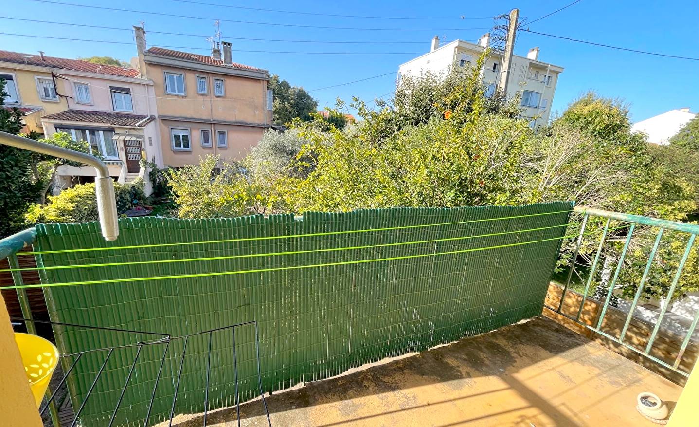 Haut de villa en investissement locatif à vendre Rue François Cresp