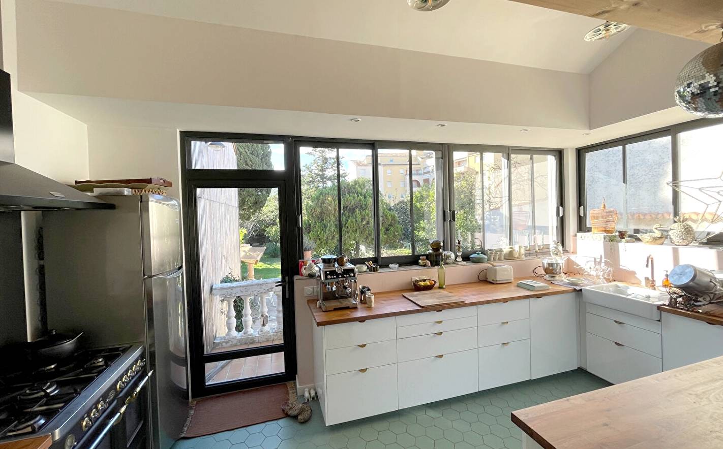 Maison rénovée avec jardin à vendre sur le secteur Isnard, à deux pas du Lycée Beaussier