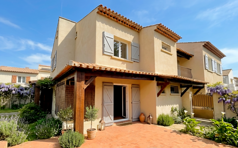 Maison familiale 6 pièces à vendre quartier Pin Rolland à Saint-Mandrier-sur-Mer