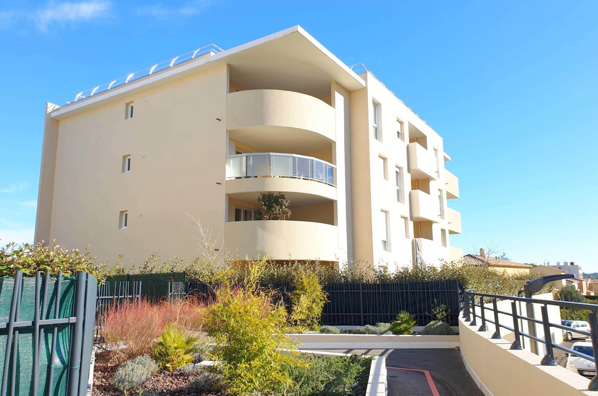 Résidence livrée en 2017 dans une impasse au calme de Mar Vivo