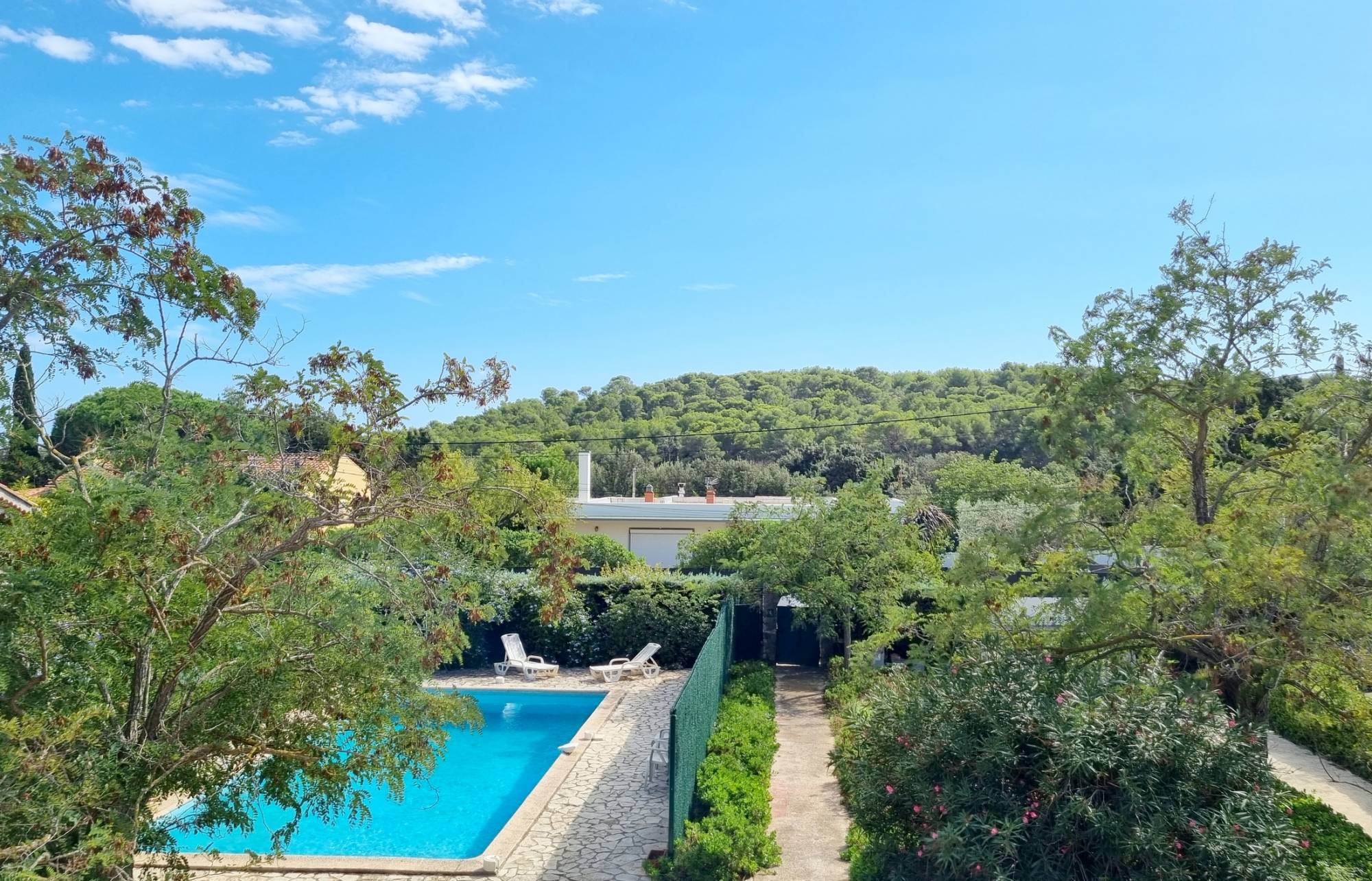 Propriété individuelle et familiale à vendre à La Seyne