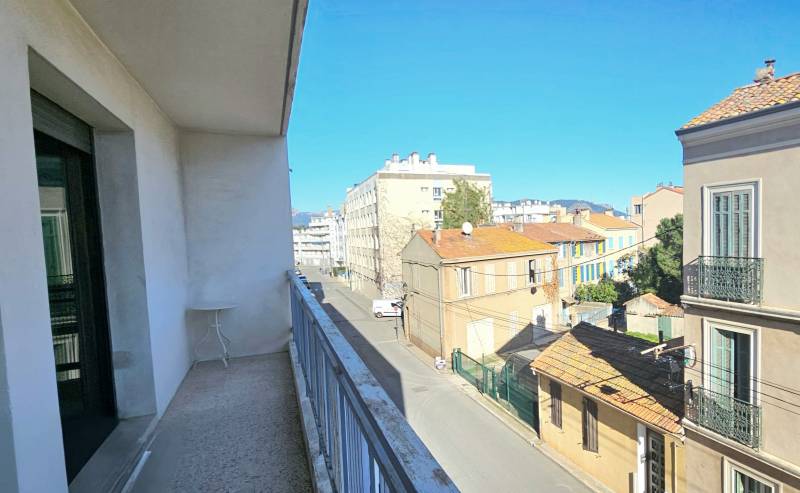 Appartement T4 avec garage à vendre Boulevard Charles Gounod à La Seyne-sur-Mer par notre agence immobilière