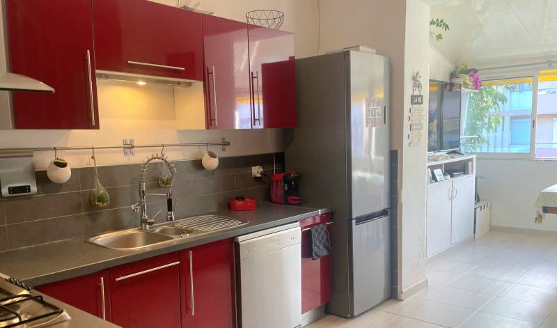 Appartement 3 pièces à vendre quartier de l'Evescat, à proximité du centre-ville de La Seyne-sur-Mer