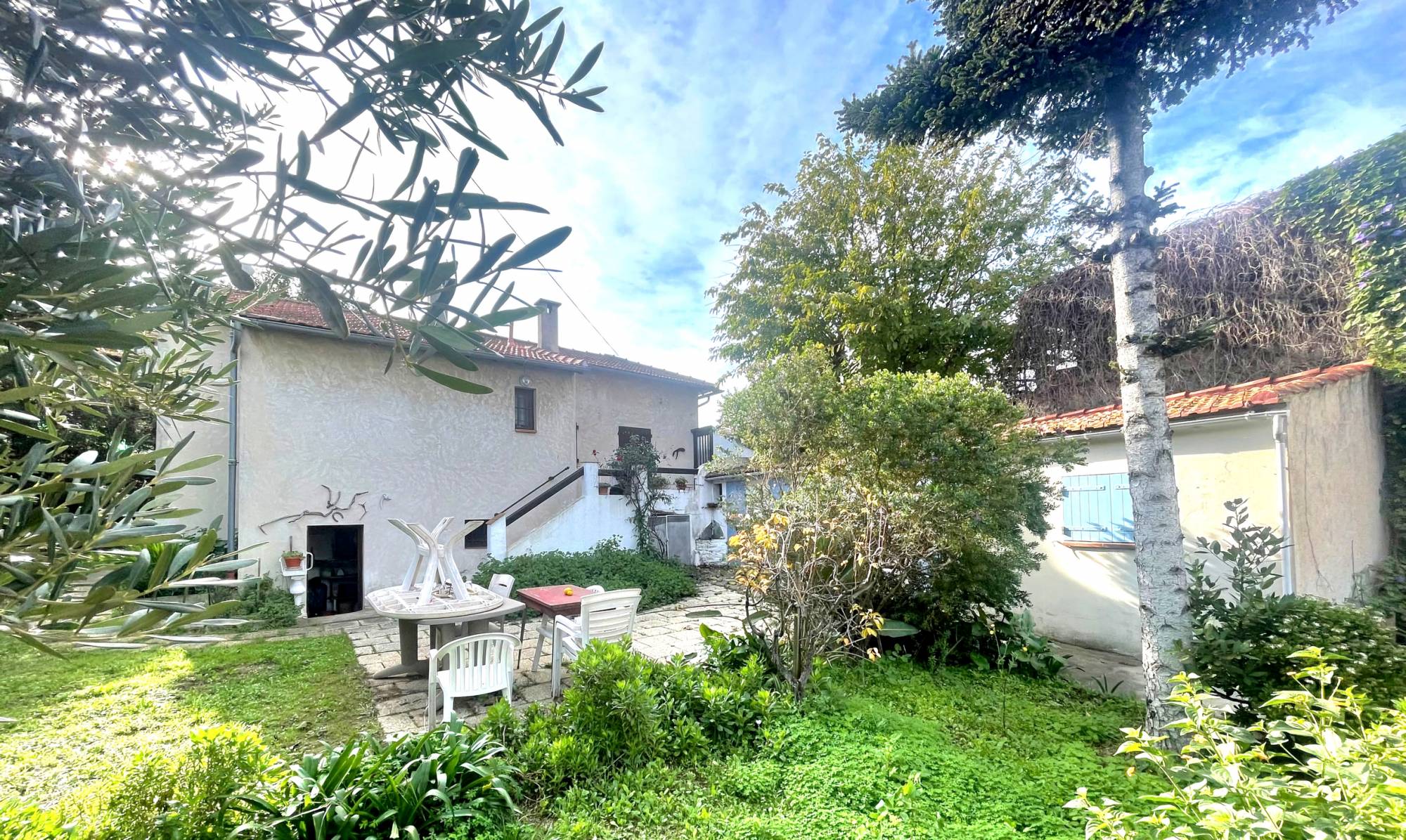 Maison des années 50 à vendre par notre agence immobilière La Seyne