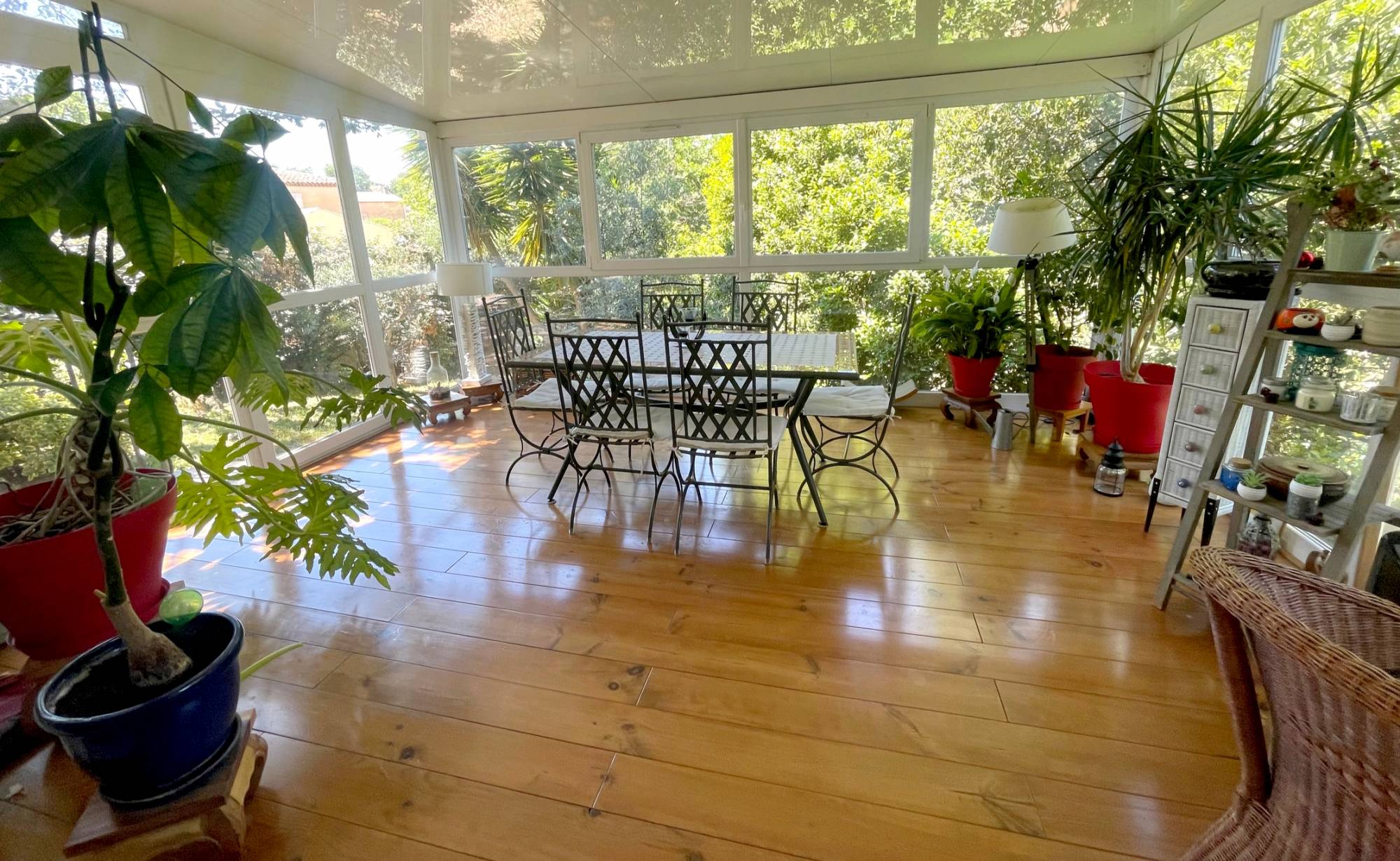 Cette propriété vous est proposée à la vente par notre agence immobilière La Seyne Papazian-Chovelon