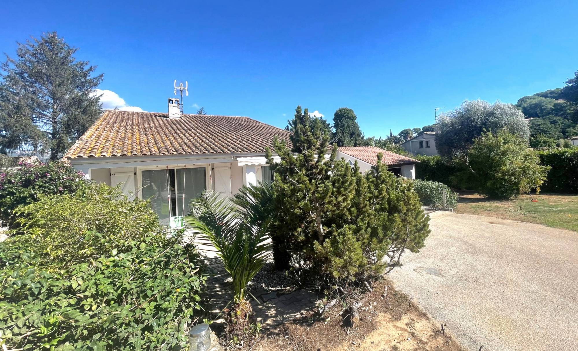 Maison de plain-pied avec jardin à vendre quartier des Quatre Moulins à La Seyne-sur-Mer