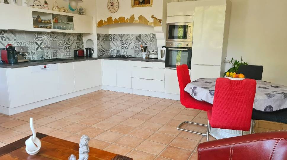 Appartement T3 avec studio à vendre à La Seyne