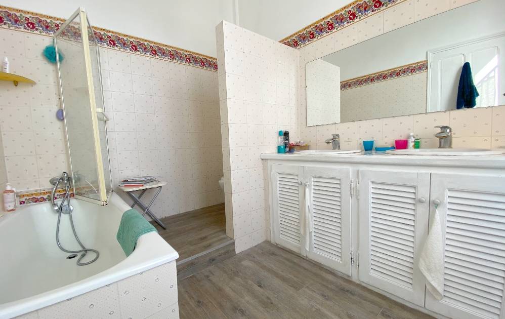 Maison de 3 chambres avec suite parentale à vendre à La Seyne sur Mer