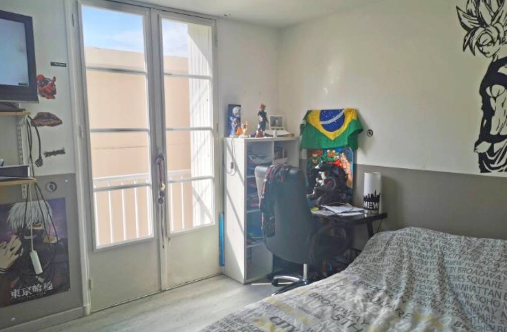 APPARTEMENT TYPE T4 ET CAVE A VENDRE A LA SEYNE QUARTIER VIGNELONGUE