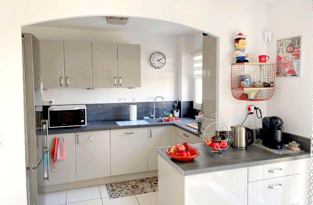 Propriété de 2017, en copropriété, à vendre à proximité de la Police Nationale de La Seyne