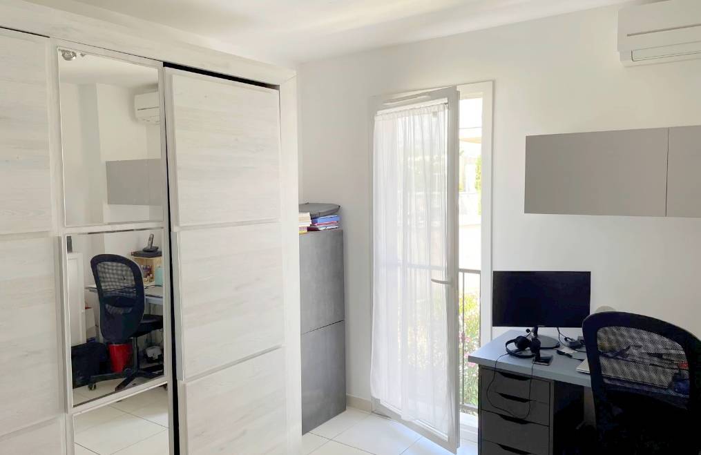 Maison T4 avec terrain à vendre en périphérie du centre-ville de La Seyne-sur-Mer