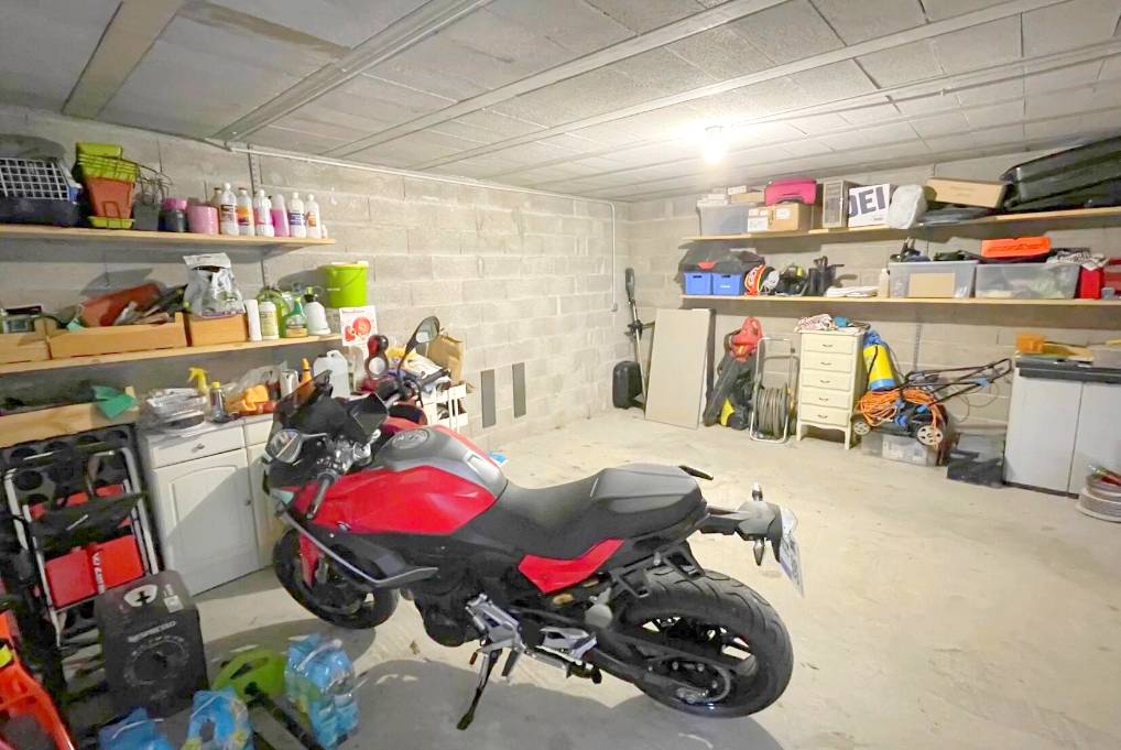 Maison avec garage à vendre en exclusivité Orpi Papazian