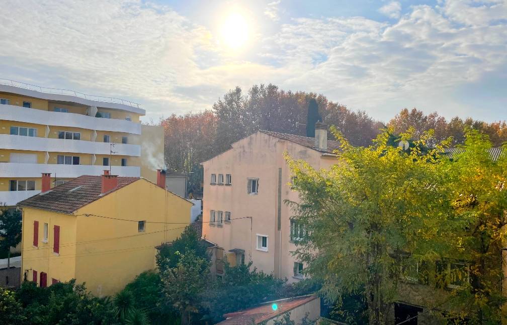 Appartement T4 avec terrasse à vendre dans une résidence de standing à La Seyne
