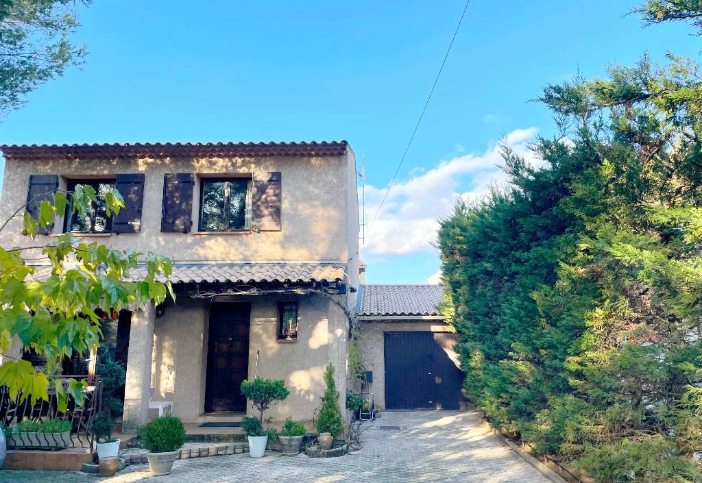 Maison familiale de trois chambres à vendre Chemin de l'Oide à La Seyne-sur-Mer