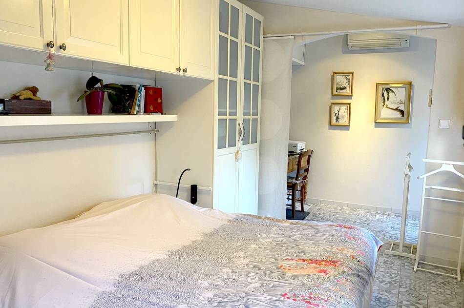 Maison de quatre chambres, dont une suite parentale, à vendre à proximité du port de La Seyne