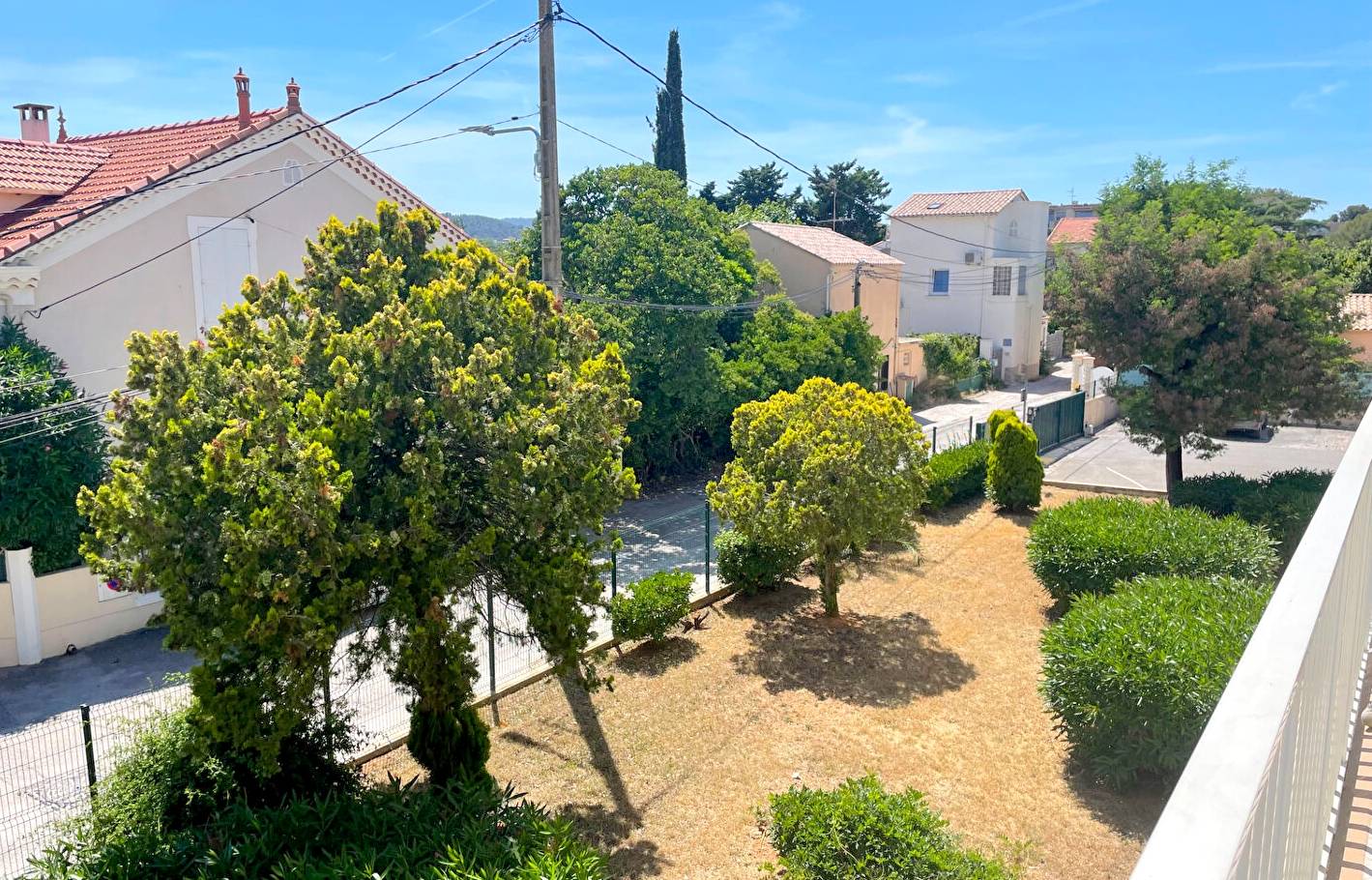 Appartement avec terrasse à vendre dans une impasse au calme de Mar Vivo