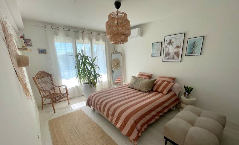 Appartement d'une chambre à vendre à quinze minutes à pied des plages des Sablettes et de Mar Vivo