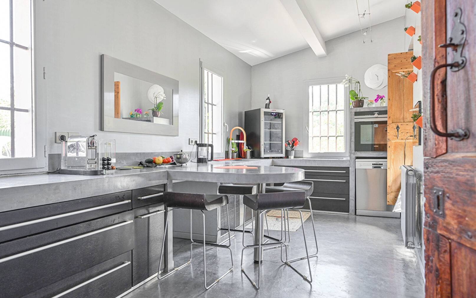 Villa de prestige à vendre sur la presqu'île de Sicié