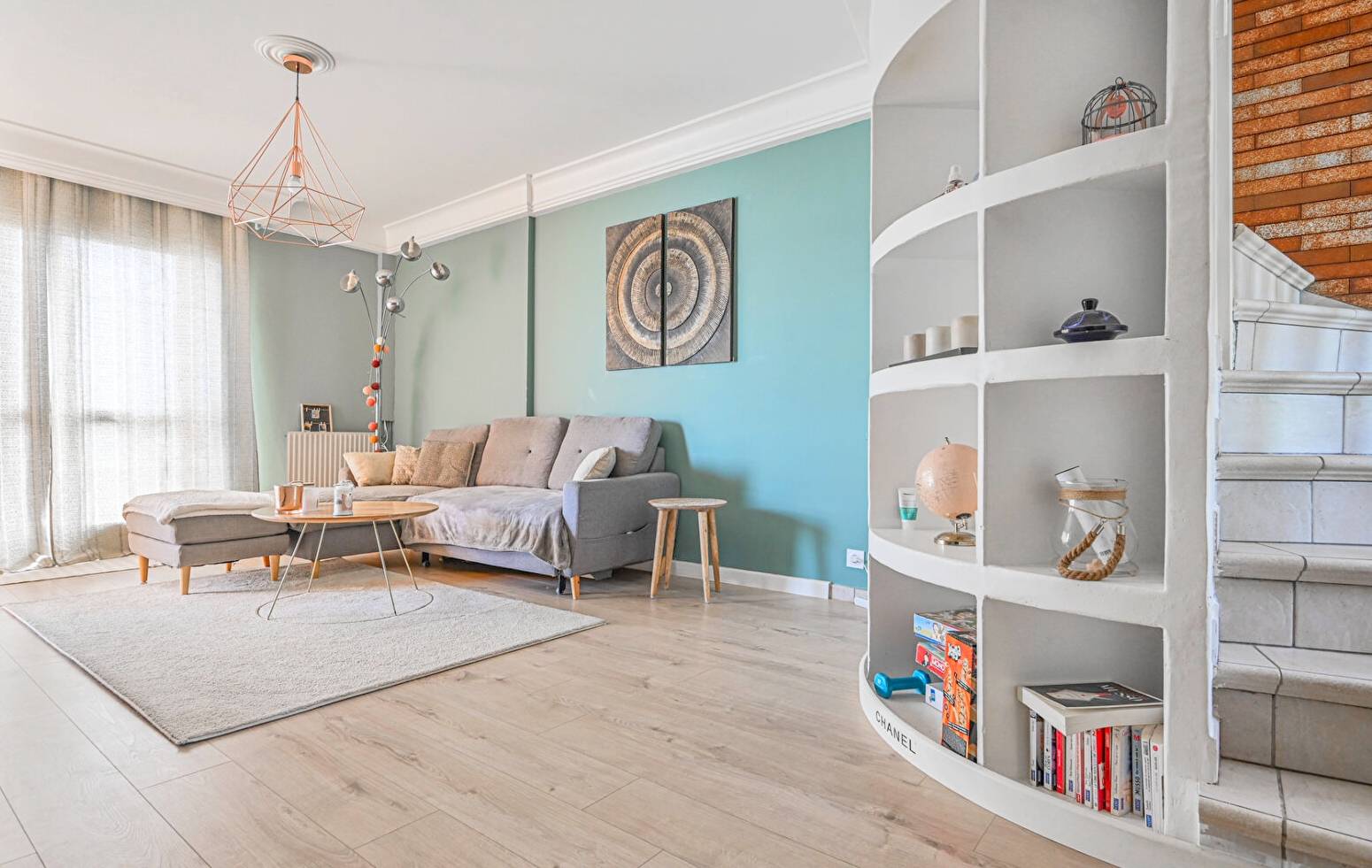 Appartement rénové à vendre aux Sagnarelles, à proximité de la Corniche de Tamaris