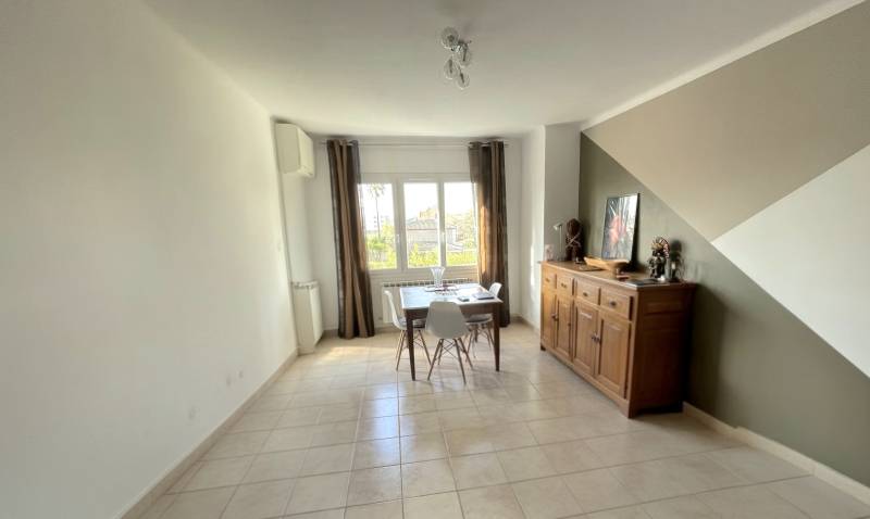 Appartement avec deux chambres à vendre par notre agence immobilière Avenue Henri Guillaume à La Seyne-sur-Mer